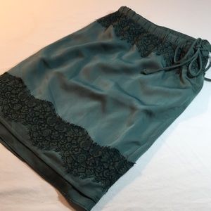 Banana Republic mini skirt, green w/ lace, XL, NWT